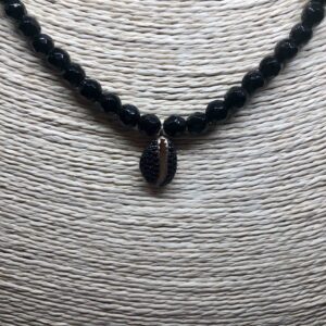 שרשרת כסף קצרה מצופה זהב אדום עם אבני אוניקס